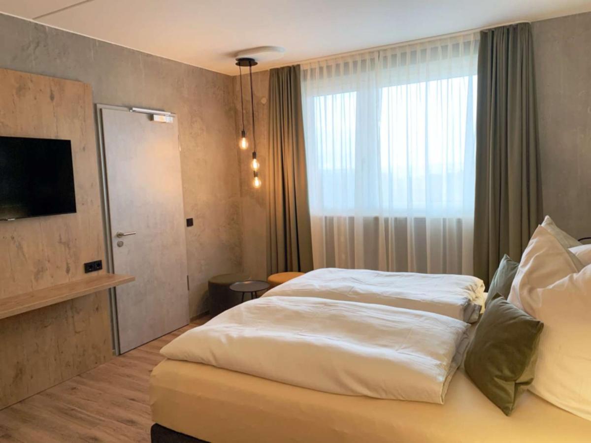 Hotel Am Sonnenlandpark Lichtenau  Экстерьер фото